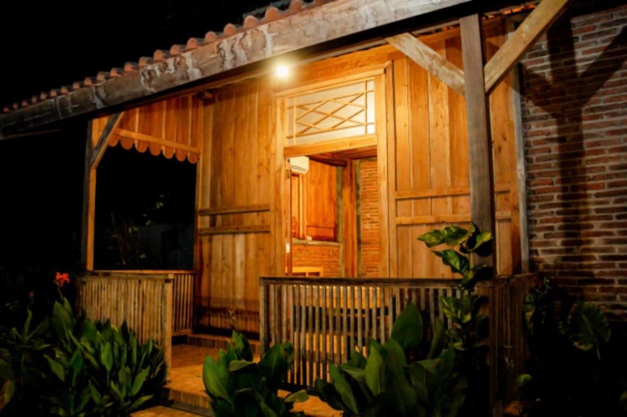 Pinarak Homestay Banyuwangi  Eksteriør billede